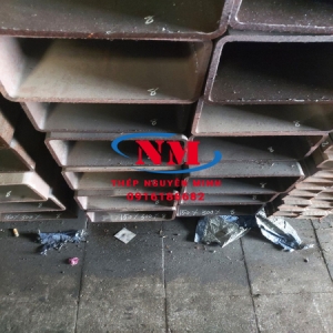 Thép hộp 150x300x8